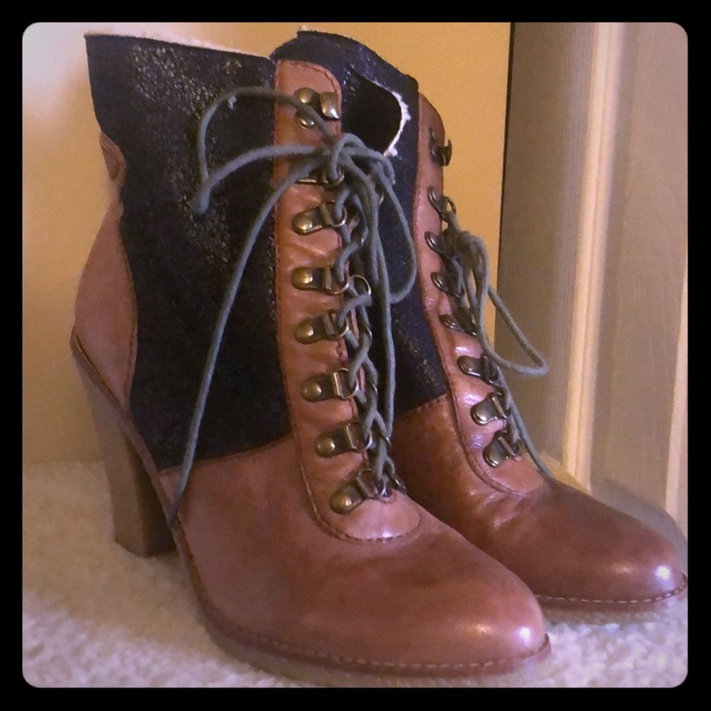 Sam Edelman winter booties